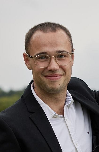 Tomas Zdychavsky-2